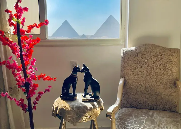 Bastet Pyramids View Apartment