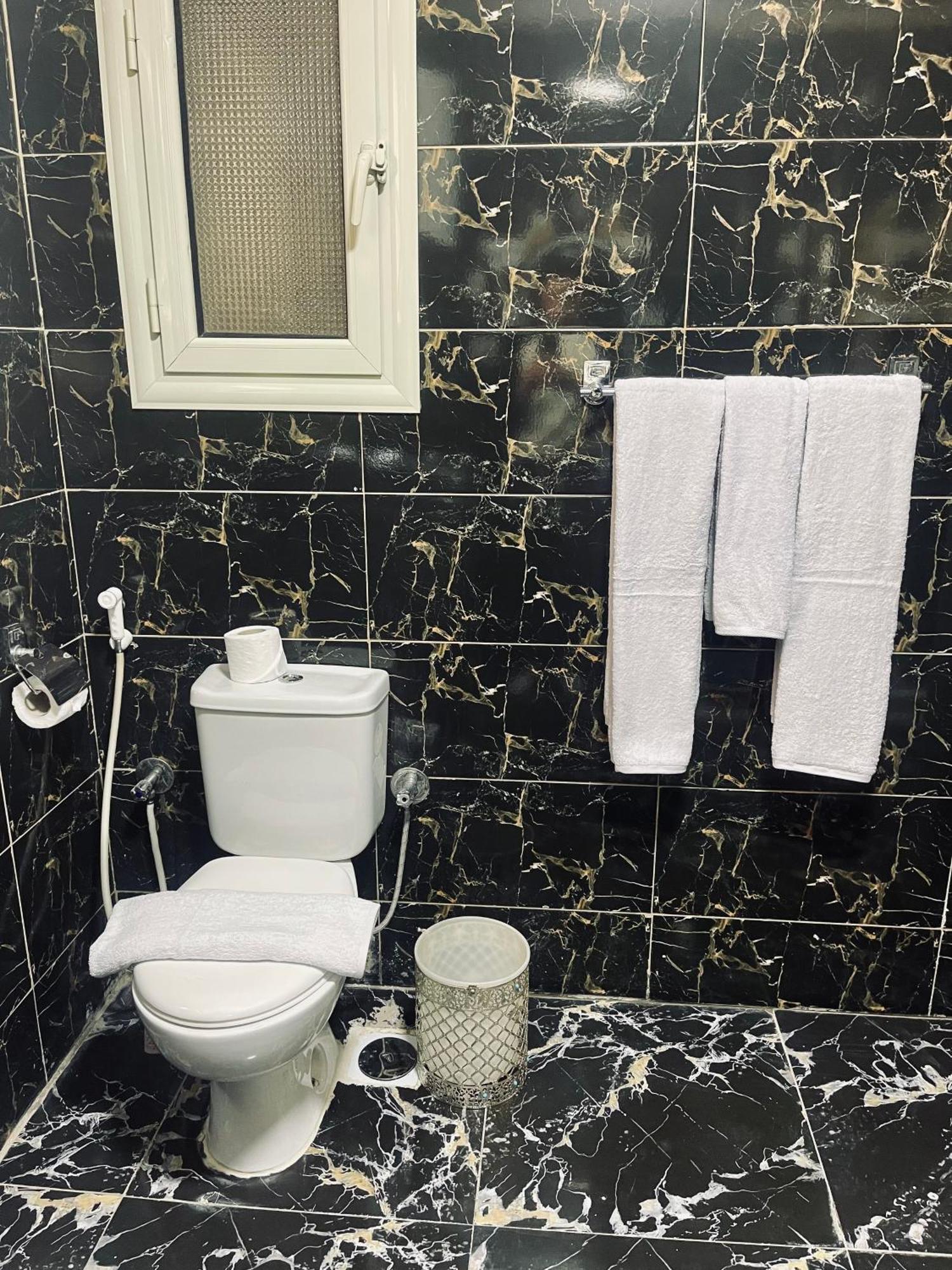 Bastet Pyramids View Apartment Cairo